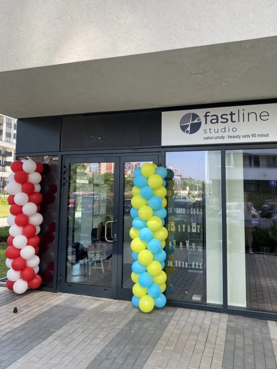 Słupki balonowe, girlanda klasyczna na otwarcie Sklepu
