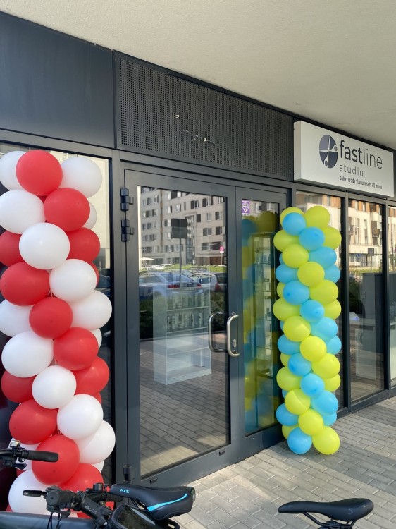 Słupki balonowe, girlanda klasyczna na otwarcie Sklepu