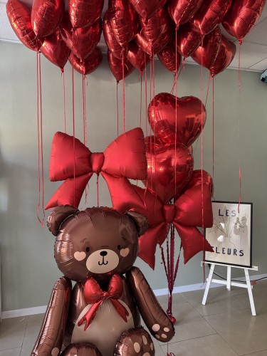 balony serca i miś na walentynki