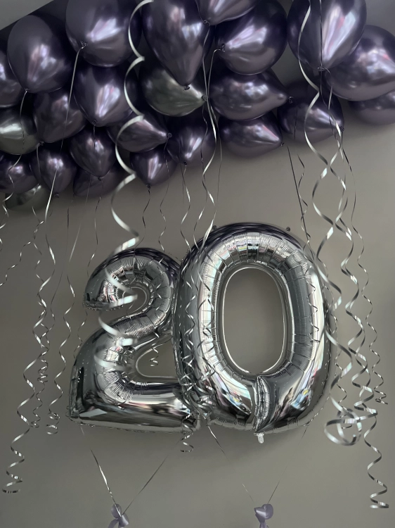 Zestaw Balonów z Helem na 20 Urodziny dla Niej