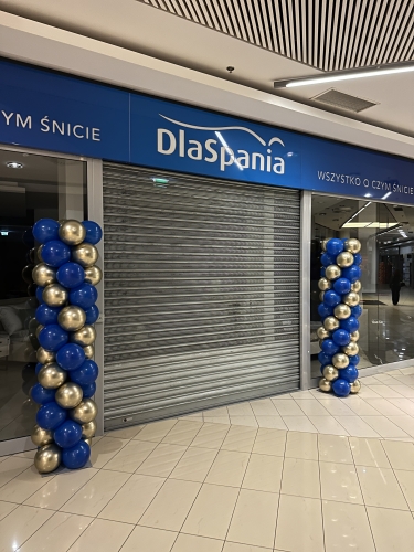 Słupki balonowe, girlanda klasyczna na otwarcie sklepu, Kraków