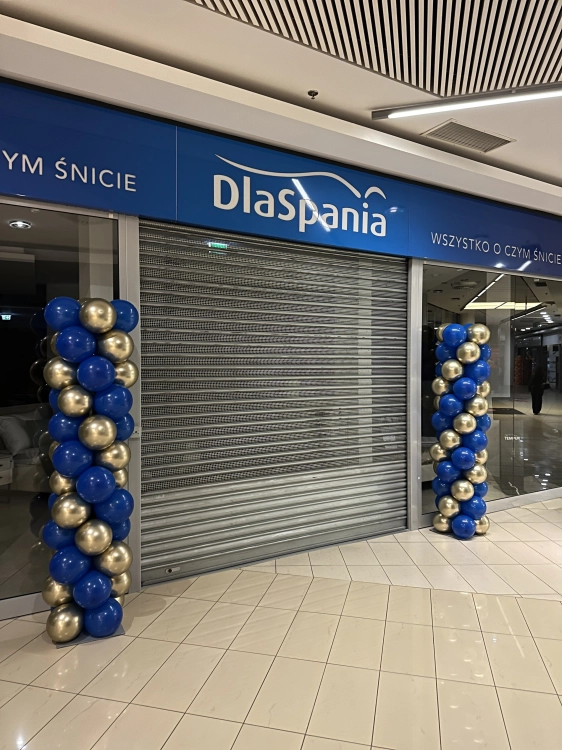 Słupki balonowe, girlanda klasyczna na otwarcie sklepu, Kraków