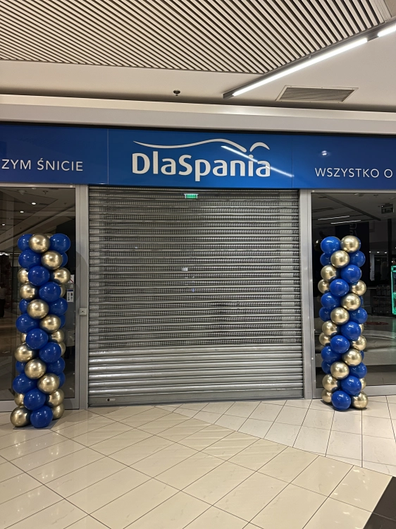 Słupki balonowe, girlanda klasyczna na otwarcie sklepu, Kraków